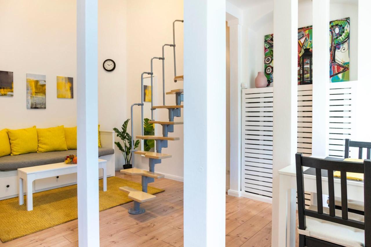 Spacious Loft Style Apartment In Berlin Willmersdorf エクステリア 写真