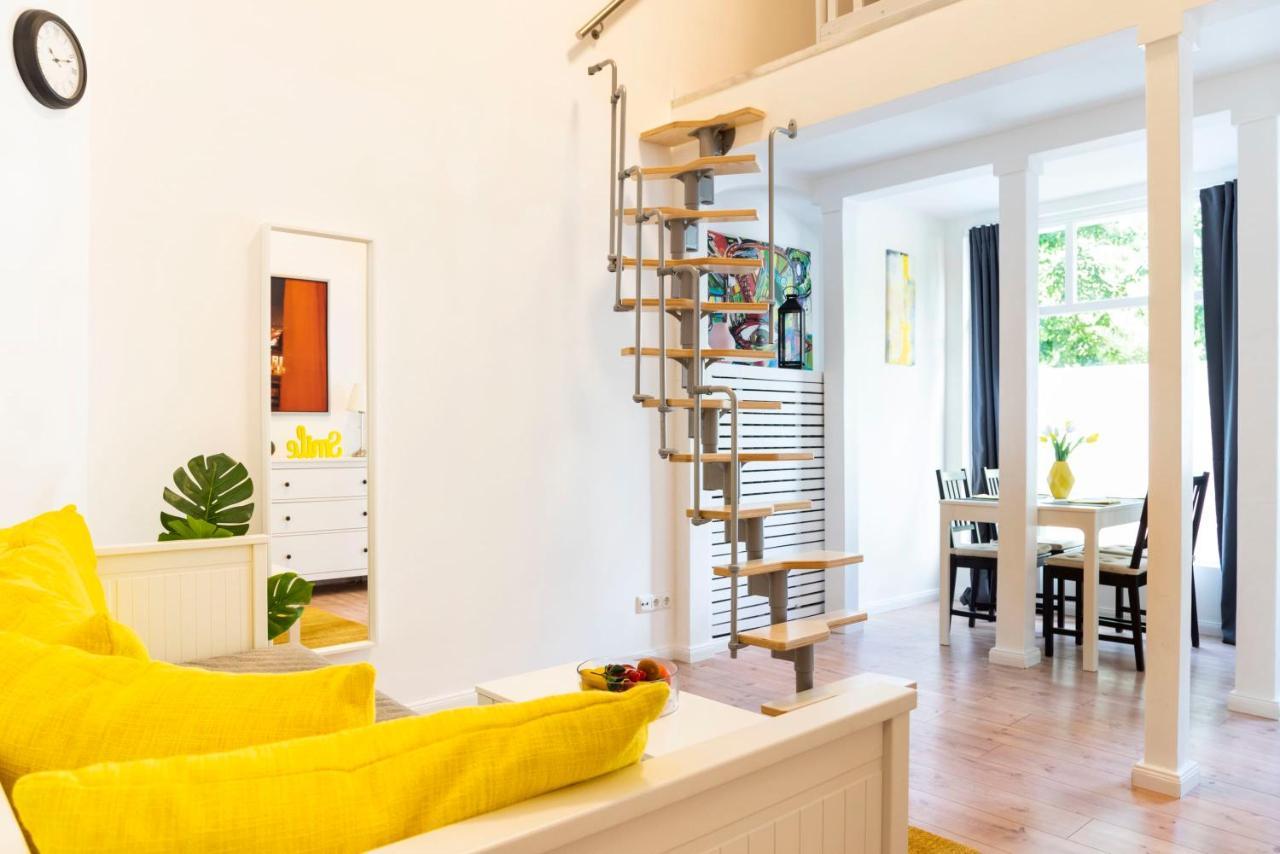Spacious Loft Style Apartment In Berlin Willmersdorf エクステリア 写真