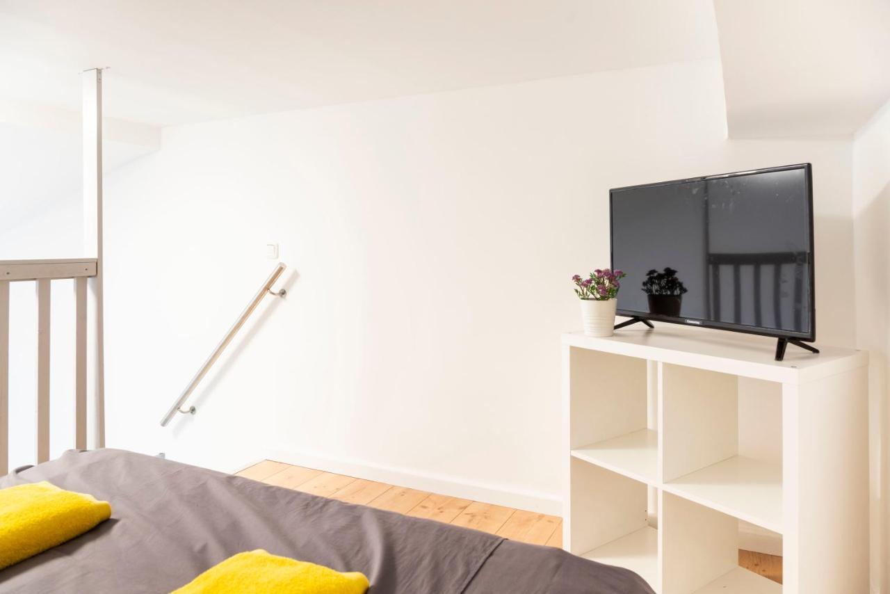 Spacious Loft Style Apartment In Berlin Willmersdorf エクステリア 写真