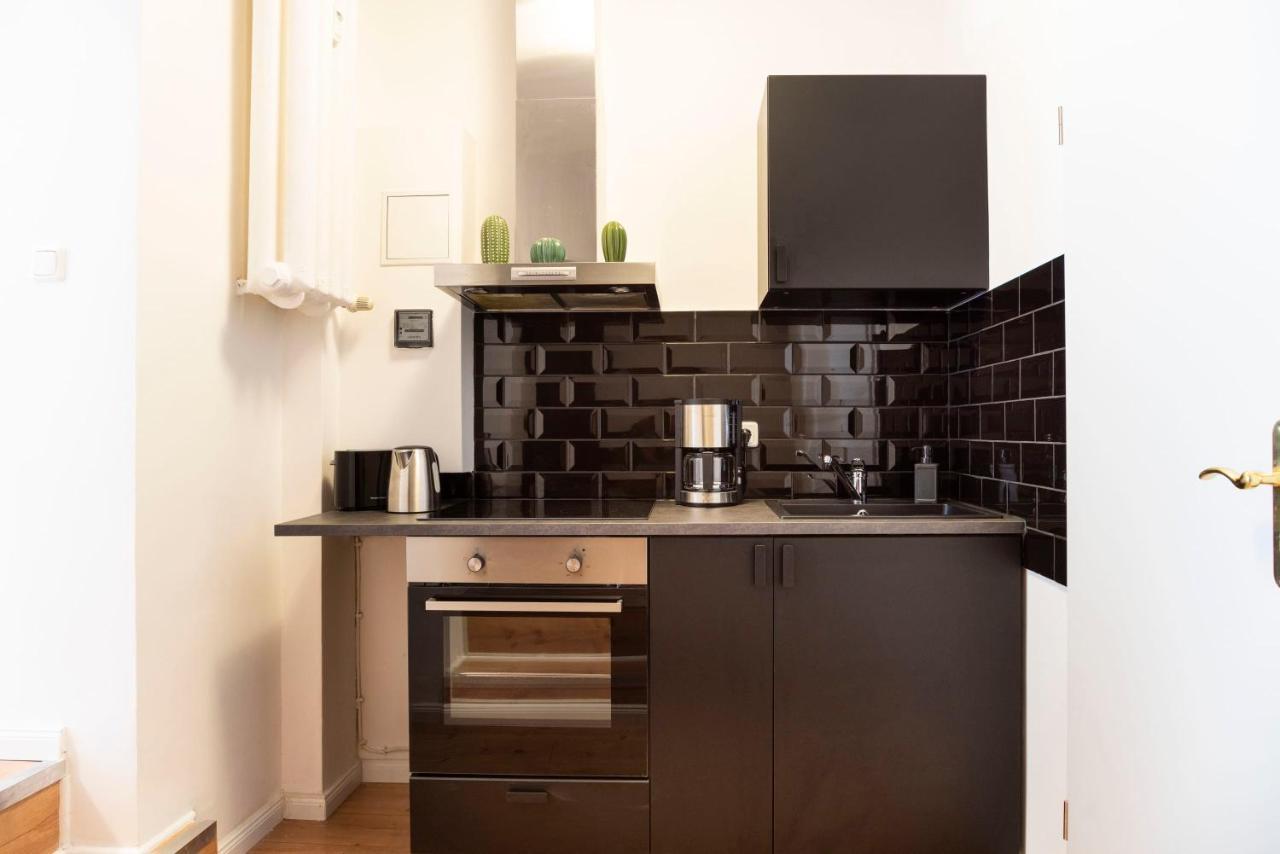 Spacious Loft Style Apartment In Berlin Willmersdorf エクステリア 写真