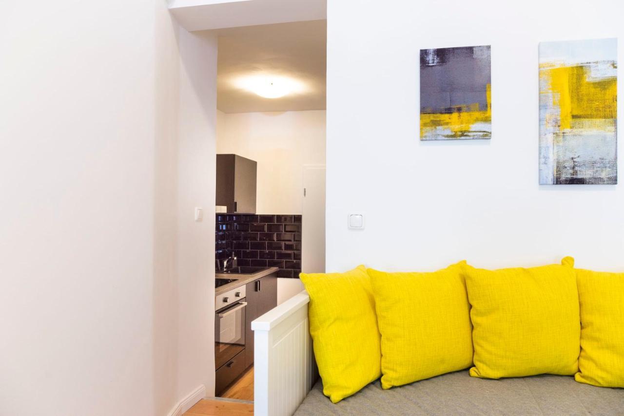 Spacious Loft Style Apartment In Berlin Willmersdorf エクステリア 写真