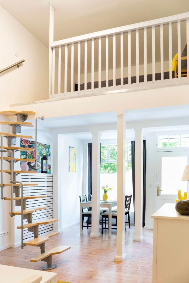 Spacious Loft Style Apartment In Berlin Willmersdorf エクステリア 写真